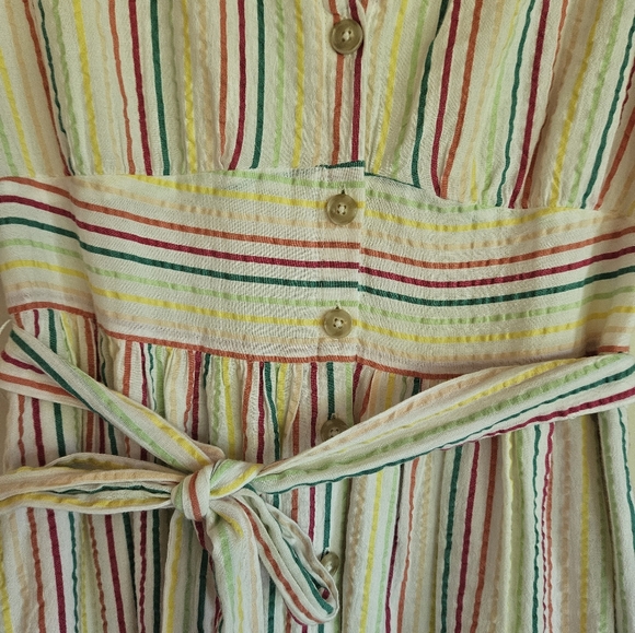 Loft Seersucker Striped Dress. 0P - Picture 2 of 4